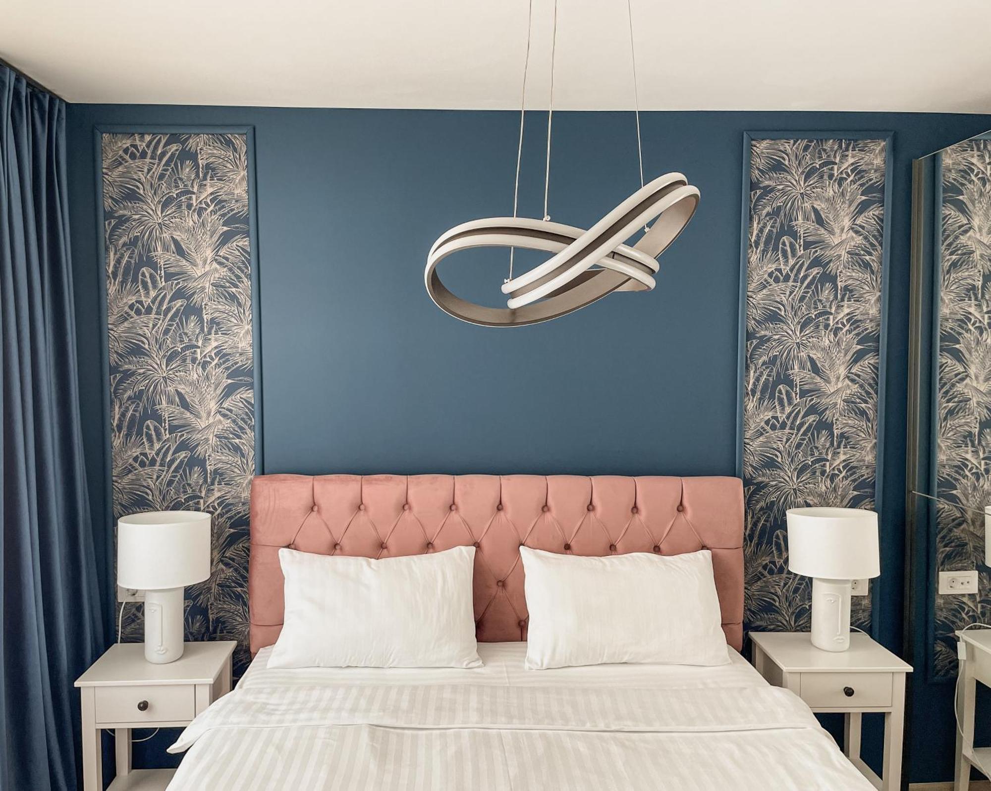 Blue Moon Apartment *